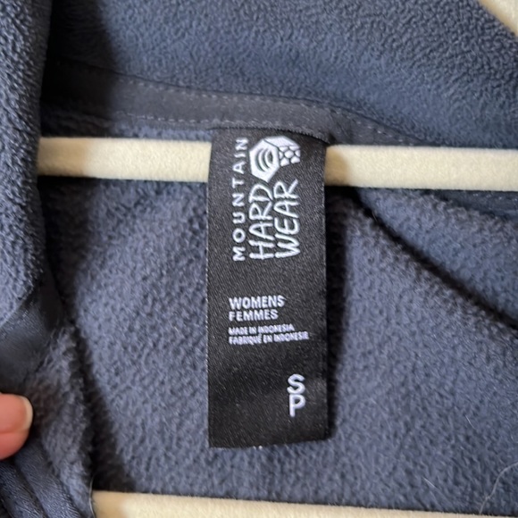 Women's Mountain Stretch™ 1/2 Zip size small - Picture 3 of 5